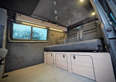 T5/6 Day Van full Width Bed