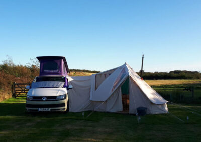 2.0-TDI-Highline - side tent